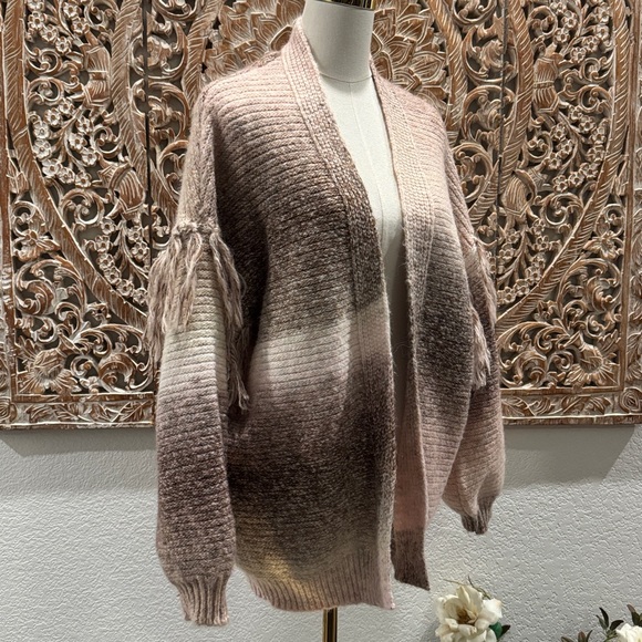 Frye and Co. Pink & Brown Ombre, Wool Blend, Cozy Knit Fringe Sweater Cardigan - Picture 4 of 14